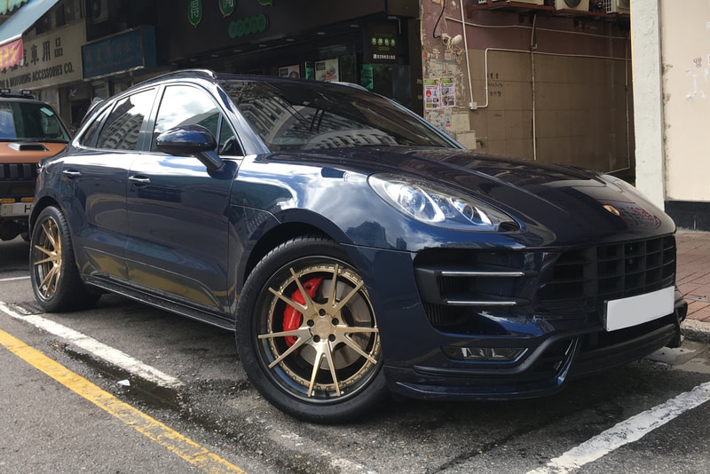 Porsche Macan Turbo with 21" Modulare Wheels S31 and wheels hk and 呔鈴