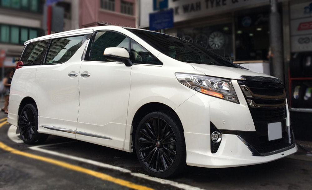 Toyota Alphard and RAYS Versus Vouge Wheels and wheels hk and 呔鈴