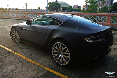 Aston Martin vantage and Kahn Design RSF and 呔鈴