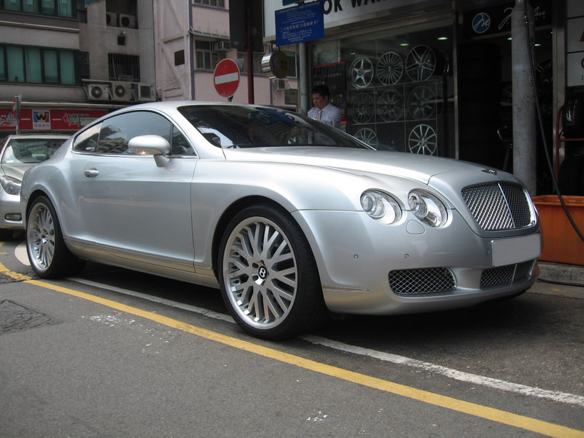 Bentley Continental GT and Kahn Design Wheels and 呔鈴