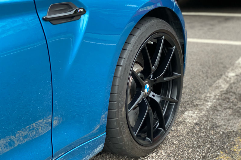 BMW F87 M2 Competition and BMW 763M M Performance Wheels and wheels hk and tyre shop hk and 呔鈴