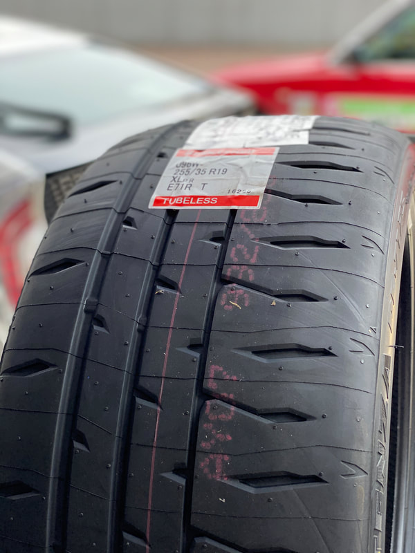 Bridgestone Potenza RE71RS tyres and Bridgestone tyre Hong Kong and tyre shop and 車呔 and 輪胎店