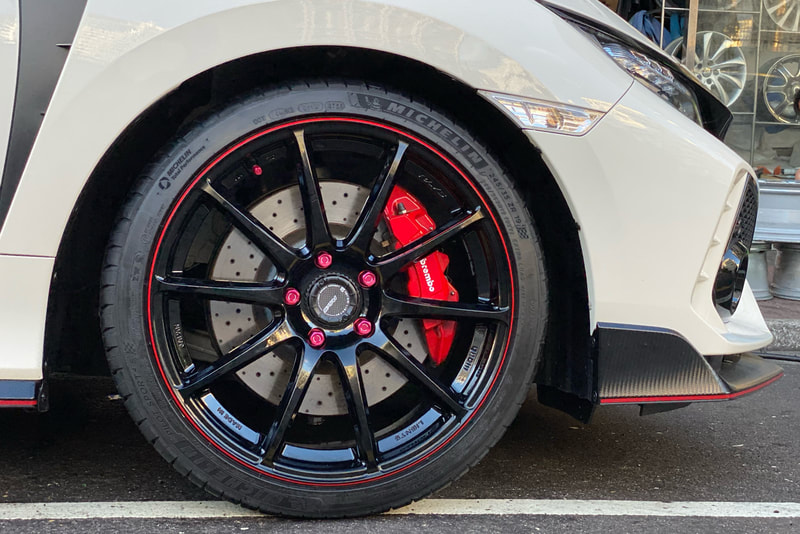 Honda Civic FK8 Type R and RAYS gram lights 57 transcend wheels and wheels hk and tyre shop hk and 呔鈴 and michelin ps4s tyres hk