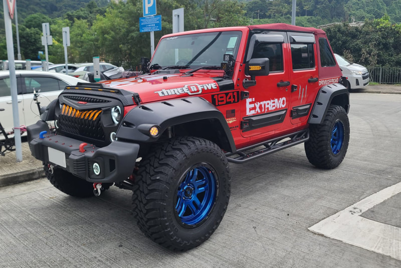 Jeep Wrangler and Fuel D790 AMMO wheels and toyo open country tyre and 37 inch tyre and tyre shop hk