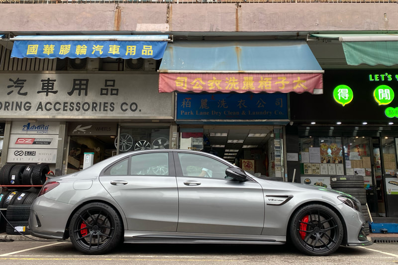Mercedes Benz W205 C63S and Modulare Wheels B18 EVO and forged wheels and Michelin PS Cup 2 tyre and tyre shop hk and 輪胎店