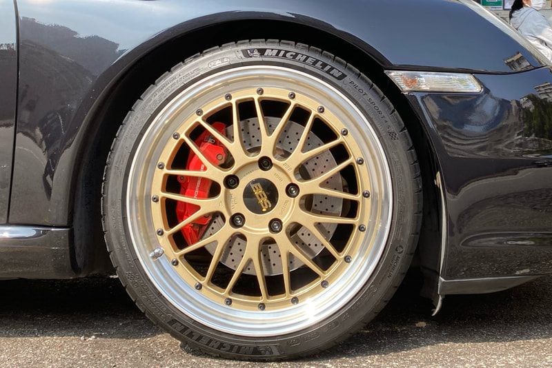 Porsche 911 997 and BBS LM Wheels and Michelin Pilot Sport 4S tyre and tyre shop hk and 輪胎店