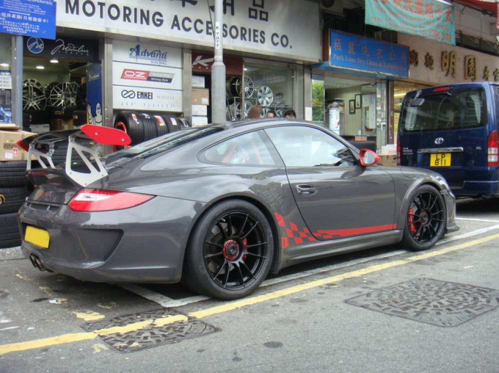 Porsche 997 GT3RS and OZ Racing Ultraleggera Wheels Center Lock and wheels hk and 呔鈴