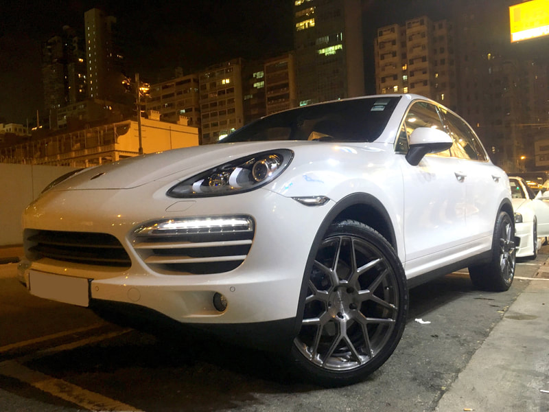 Porsche Cayenne S and Modulare Wheels B37 and wheels hk and 呔鈴