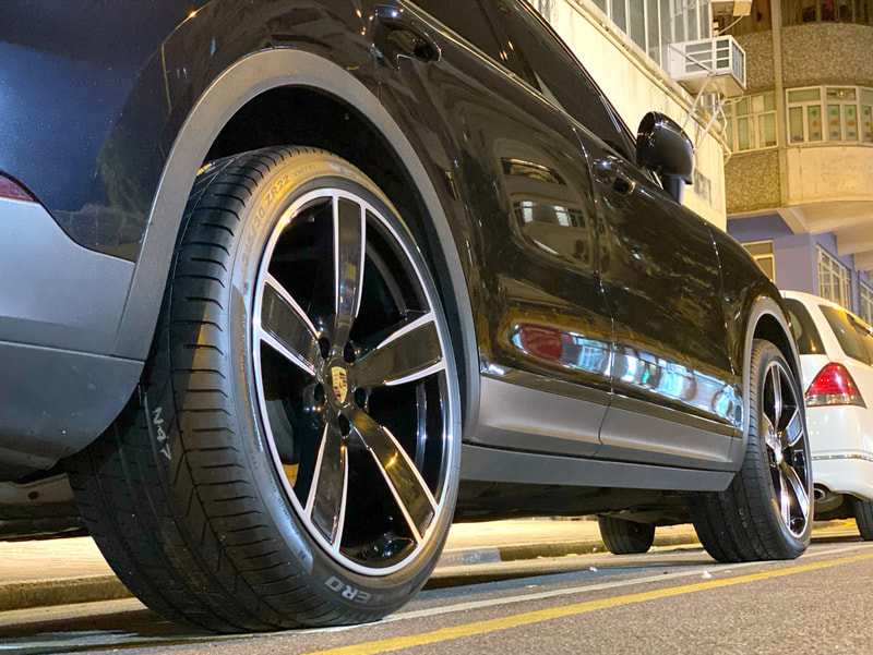 Porsche Cayenne and Porsche cayenne sport classic design wheels and tyre shop hk and genuine porsche wheels and pirelli pzero tyres and 車軨 and 呔鈴
