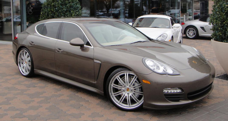 Porsche Panamera and Modulare Wheels C13 and 呔鈴 and wheels hkj