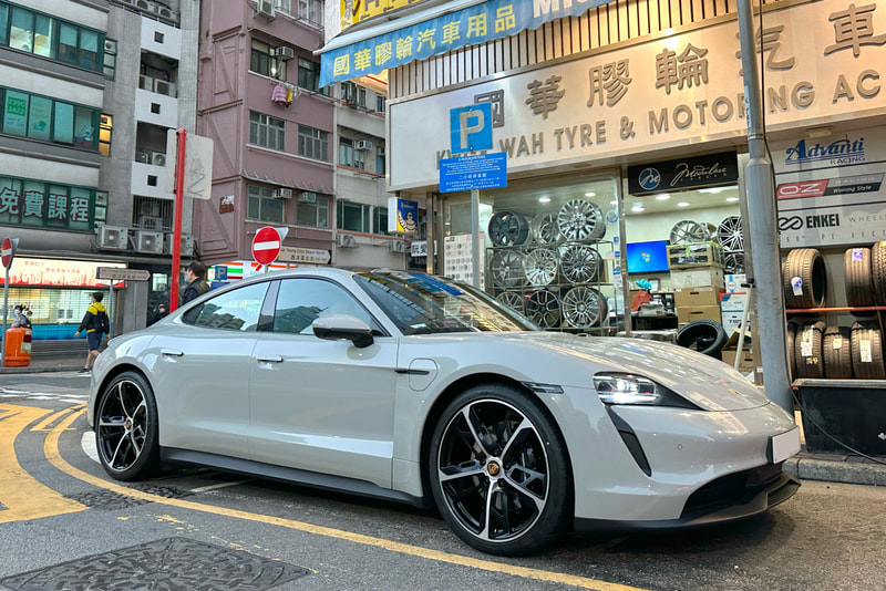 Porsche Taycan and taycan 4s and Porsche taycan Cross Turismo Wheels and tyre shop hk and 保時捷原廠呔鈴