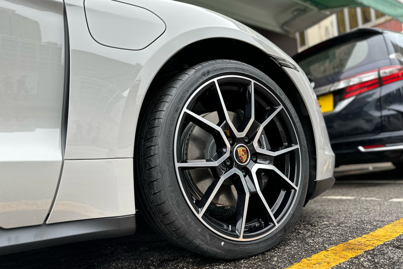 Porsche Taycan and Taycan RS Spyder design wheels and tyre shop hk and 保時捷原廠呔鈴