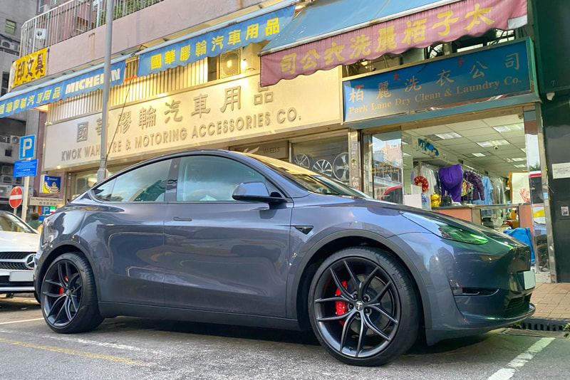 Tesla Model Y and TSportline TS5 Wheels and tyre shop and Pirelli PZ4 PZero tyre and 輪胎店