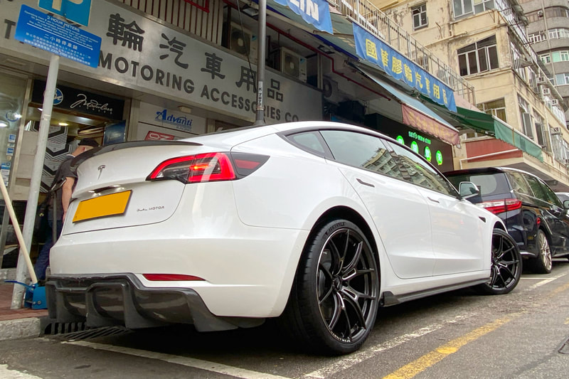 Tesla Model 3  and RAYS 57fxz Wheels and tyre shop hk and michelin ps4s tyre and 呔鈴