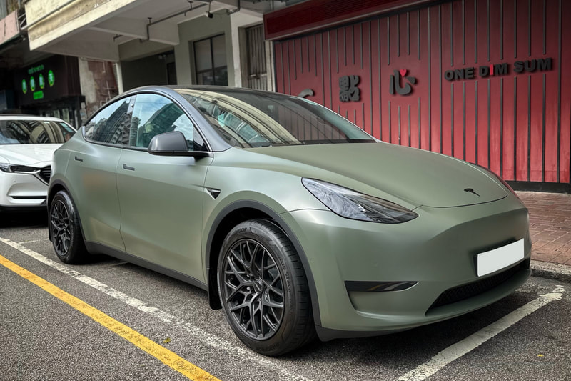 Tesla Model Y and RAYS VV25M Wheels and 輪胎店 and hk best tyre shop