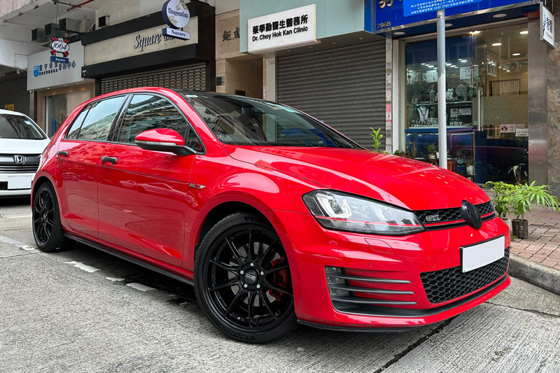 Volkswagen Golf and Michelin pilot sport 5 tyre and OZ Racing Hyper GT HLT Wheels and tyre shop hk and 輪胎店