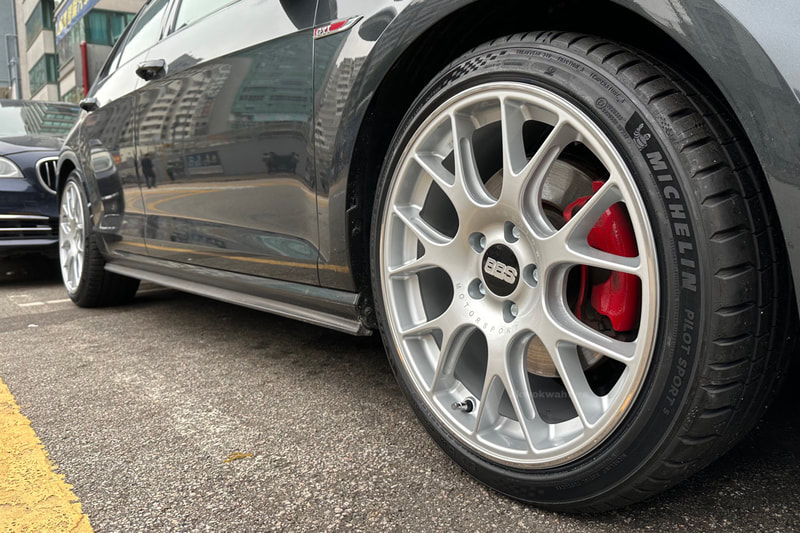 Volkswagen Golf GTI and Michelin Pilot Sport 5 tyre and tyre shop and BBS CHR Wheels and 輪胎店