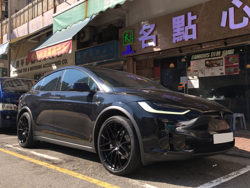 Tesla Model X and Breyton Wheels Fascinate and 呔鈴 and wheels hk