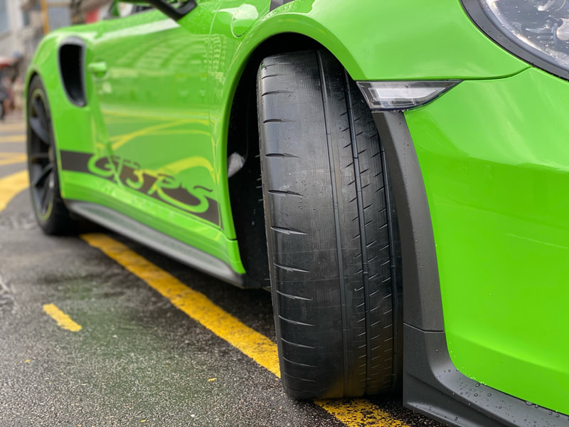 Michelin Pilot Sport Cup 2 R tyre and tyre shop hk and porsche gt3rs and michelin tyre hk and kwokwahtyre and 熱熔呔 and 米芝蓮車胎 and 米其林輪胎