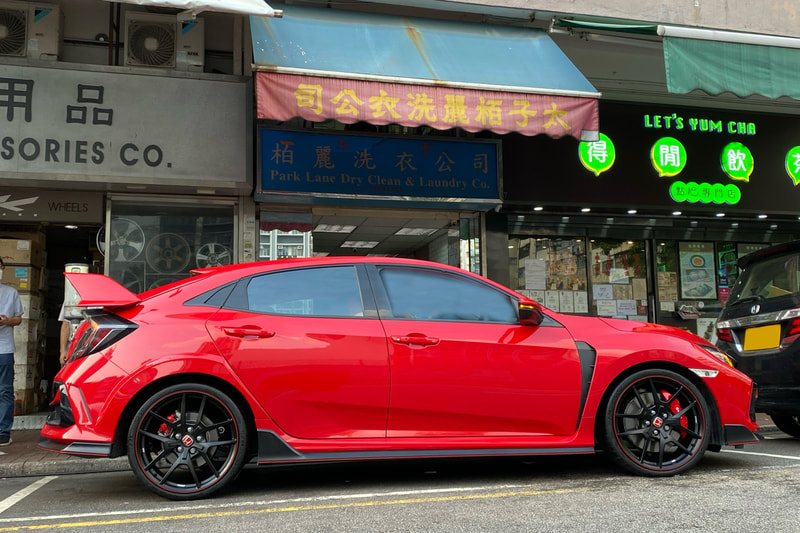 Honda Civic FK8 type R and Honda type r limited edition bbs fored wheels and michelin pilot sport cup 2 tyre and tyre shop and 輪胎店