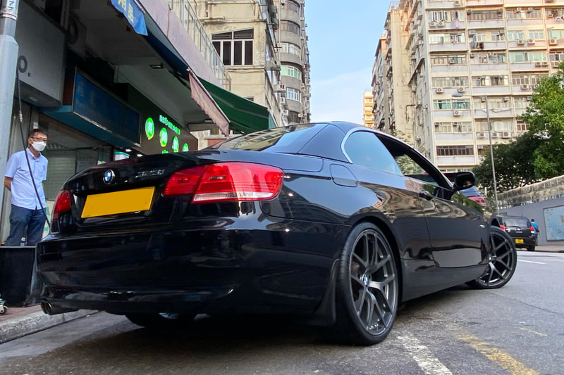 BMW 3 Series e92 and Modulare Wheels B18 and tyre shop hk and 輪胎店