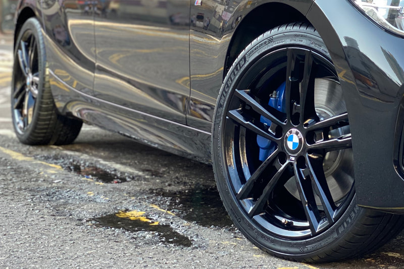 BMW F20 1 Series 120i and BMW 719M M performance wheels and wheels hk and michelin ps4 tyres and 呔鈴
