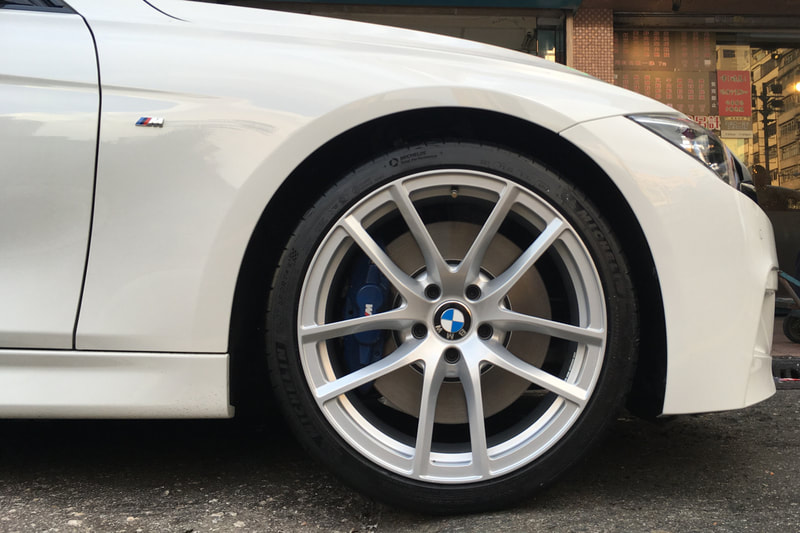 BMW f30 3 Series and Wheels hk and Modulare Wheels B30 and 呔鈴
