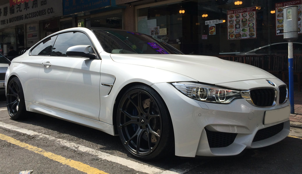 BMW F82 M4 and Vorsteiner wheels VFF103 and wheels hk and 呔鈴