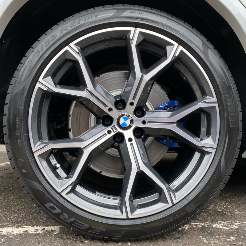 BMW G05 X5 and BMW M Performance Wheels 741M and wheels hk and pirelli pzero pz4 tyres and 呔鈴