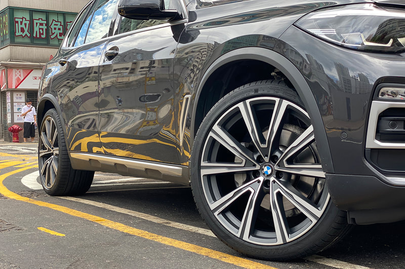 BMW G05 X5 and BMW 746I Individual Wheels and wheels hk and tyre shop hk and 呔鈴 and pirelli pz4 tyres
