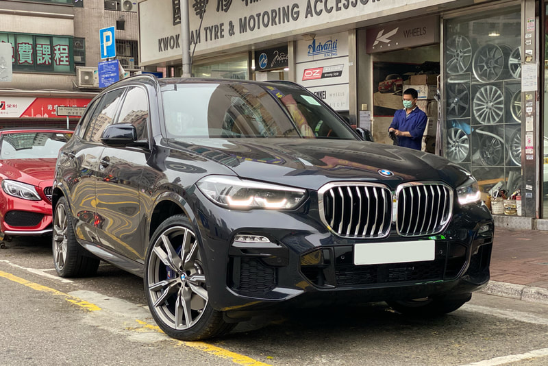 BMW G05 X5 and BMW 747M Wheels and 呔鈴