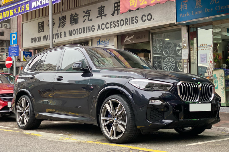 BMW G05 X5 with 22" BMW 747M Performance Wheels and 呔鈴 and wheels hk