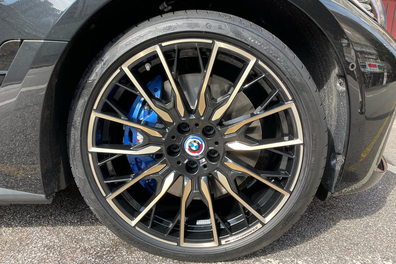 BMW i4 and BMW 868m wheels and tyre shop hk