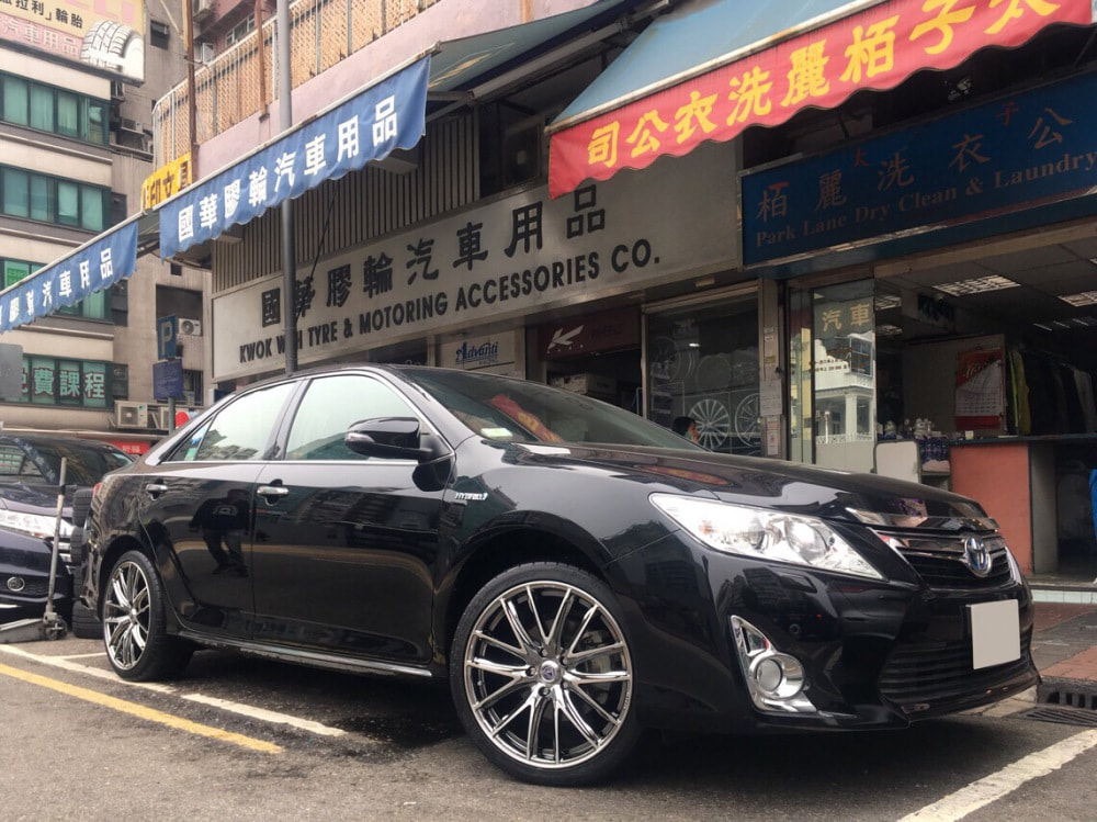 Toyota Camry and RAYS Versus Diavola Wheels and wheels hk and 呔鈴