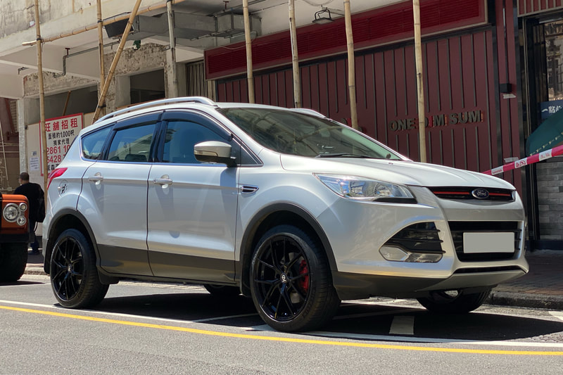Ford Kuga and sparco wheels podio and wheels hk and tyre shop hk and 呔鈴
