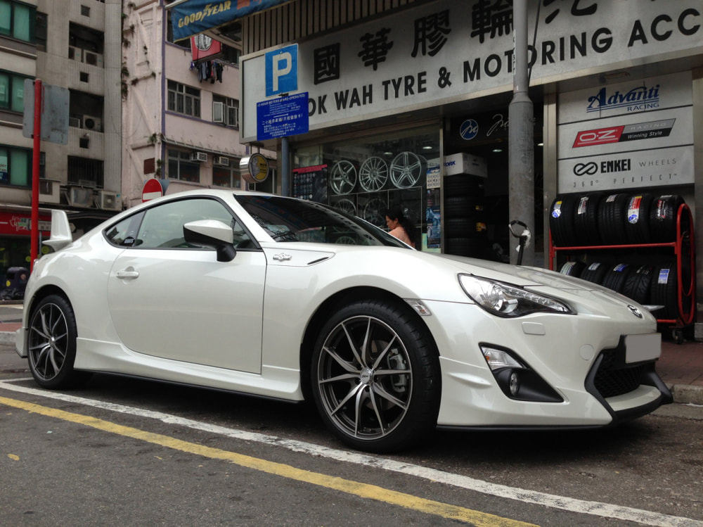 Toyota FT86 and Kosei Racing KZ Wheels and wheels hk and 呔鈴