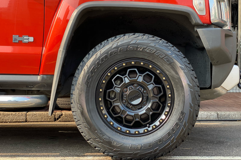 Hummer H3 and KMC KM545 Trek Wheels and tyre shop hk and Bridgestone Dueler 697 Wheels and 呔鈴