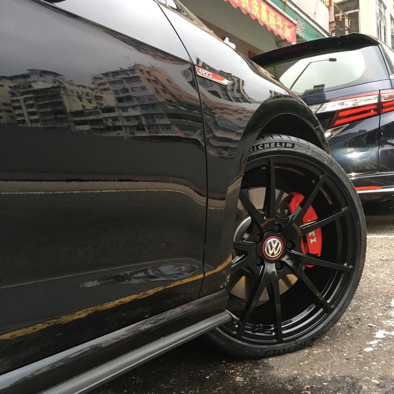 Volkswagen Golf and Modulare Wheels B31 and wheels hk and 呔鈴