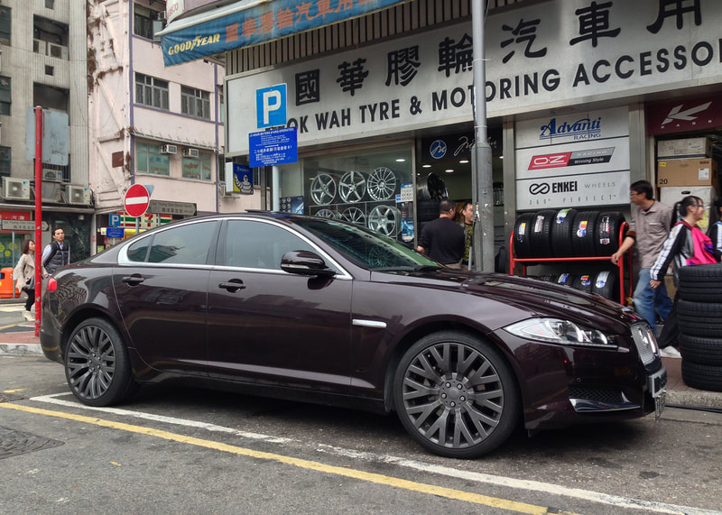 Jaguar XE and Kahn Design RS wheels and 呔鈴 and wheels hk