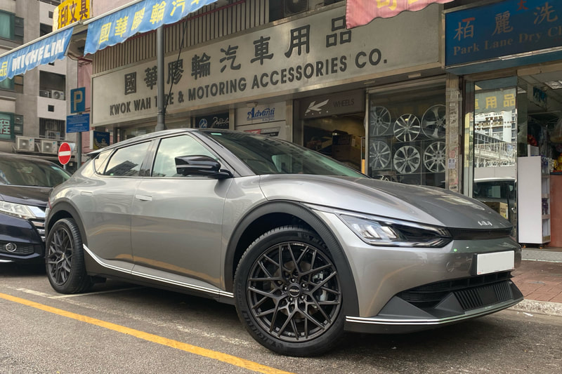 Kia EV6 and RAYS vv25m wheels and tyre shop and michelin tyre and 輪胎店