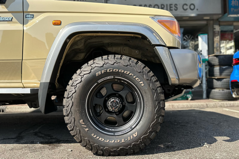 Land Cruiser and RAYS Volk Racing TE37XT wheels and BF Goodrich KO2 tyre and tyre shop hk