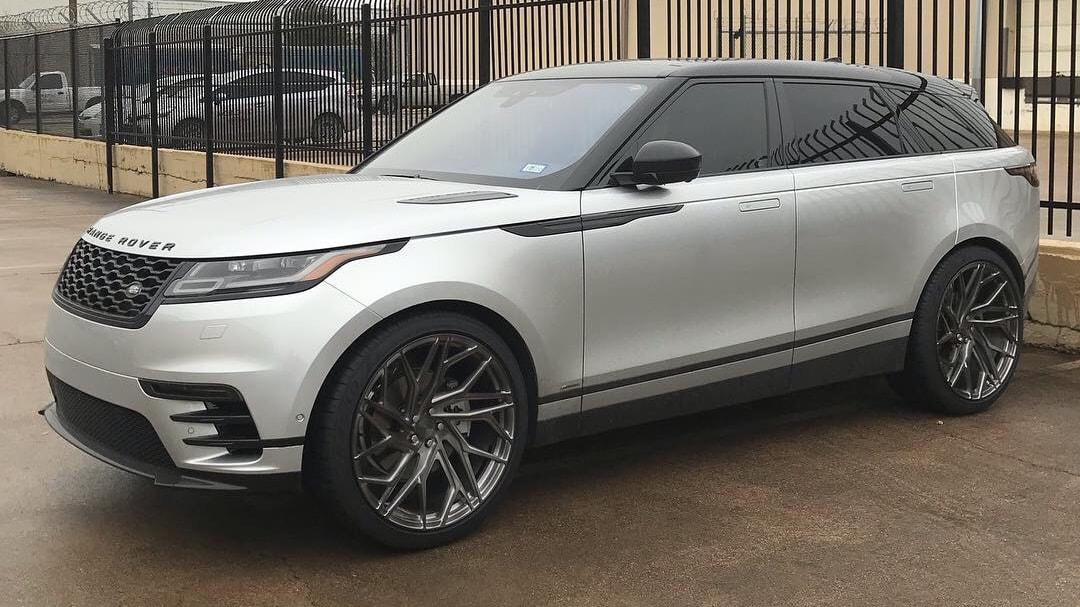 Land Rover Velar and Modulare Wheels B39 and wheels hk and 呔鈴
