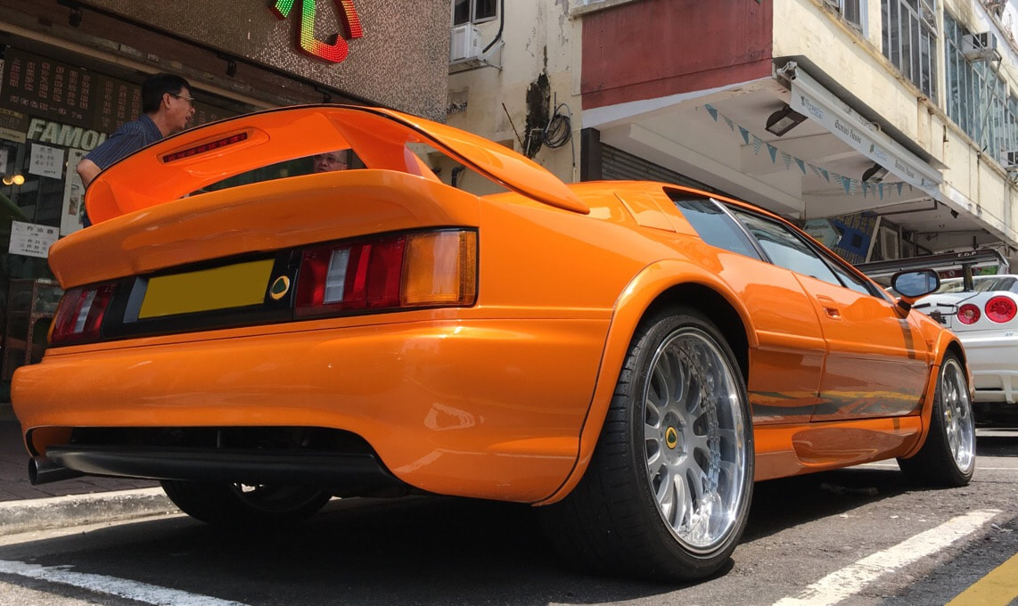 Lotus Esprit and Modulare M24 wheels and tyre shop hk