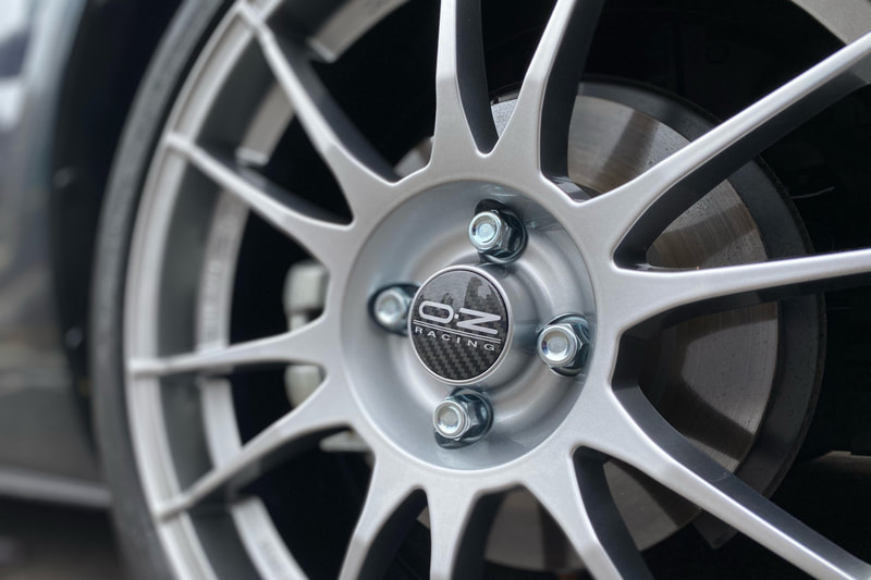 Mazda MX-5 Miata and OZ Racing Ultraleggera Wheels and Michelin PS4S tyre and tyre shop hk and NDロードスター