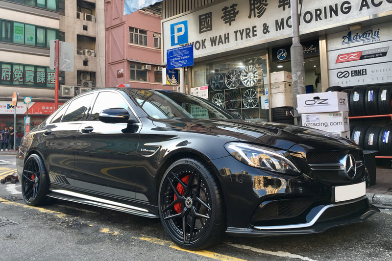 Mercedes Benz W205 C63S and Modulare Wheels D32