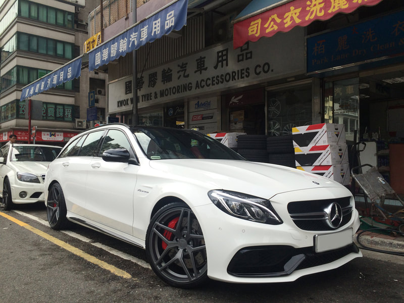 Mercedes Benz S205 C63S with 20" Modulare Wheels B32 Satin Anthracite
