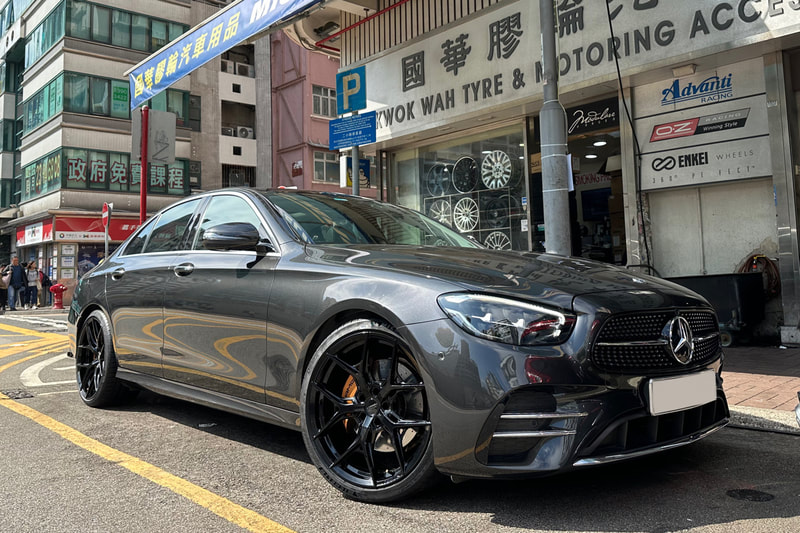 Mercedes Benz E Class and w213 and vossen hf5 wheels and tyre shop hk and michelin pilot sport 4s tyre and 輪胎店