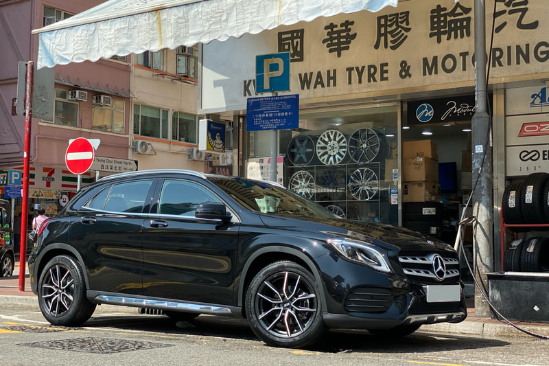 Mercedes Benz X156 GLA and BBS Wheels XA and wheels hk and michelin primacy 4 tyres 