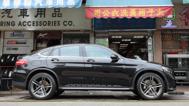 Mercedes Benz C253 GLC Coupe and Modulare Wheels B34 and 呔鈴