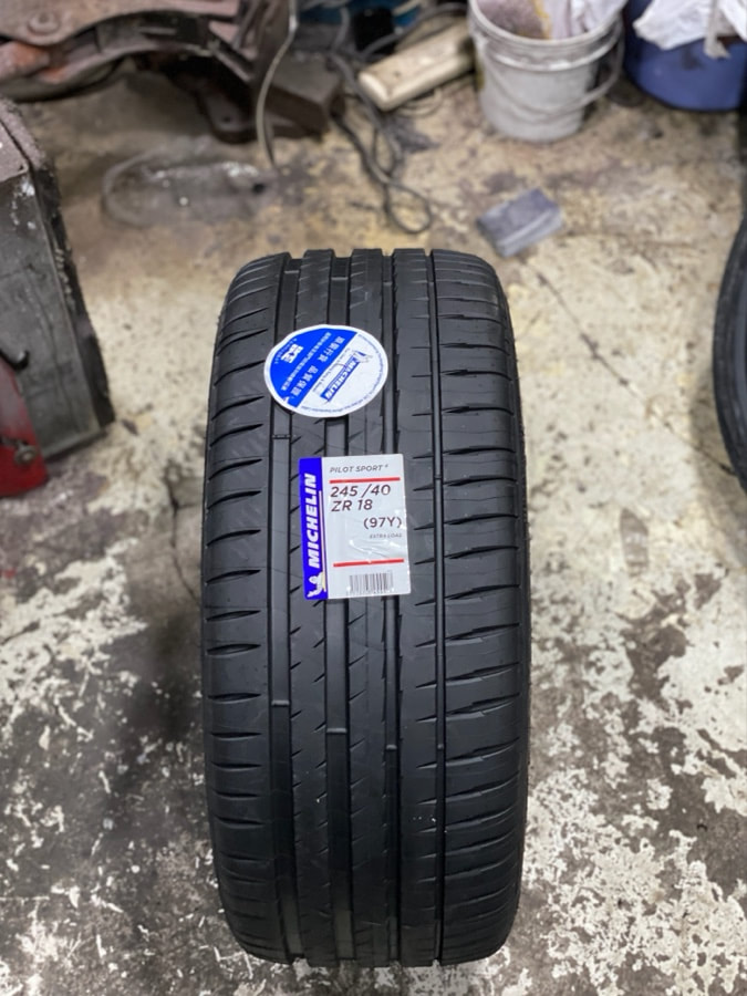 michelin PS4 tyre and michelin Pilot Sport 4 and 米芝蓮車呔 and 米其林輪胎 and tyre shop hk